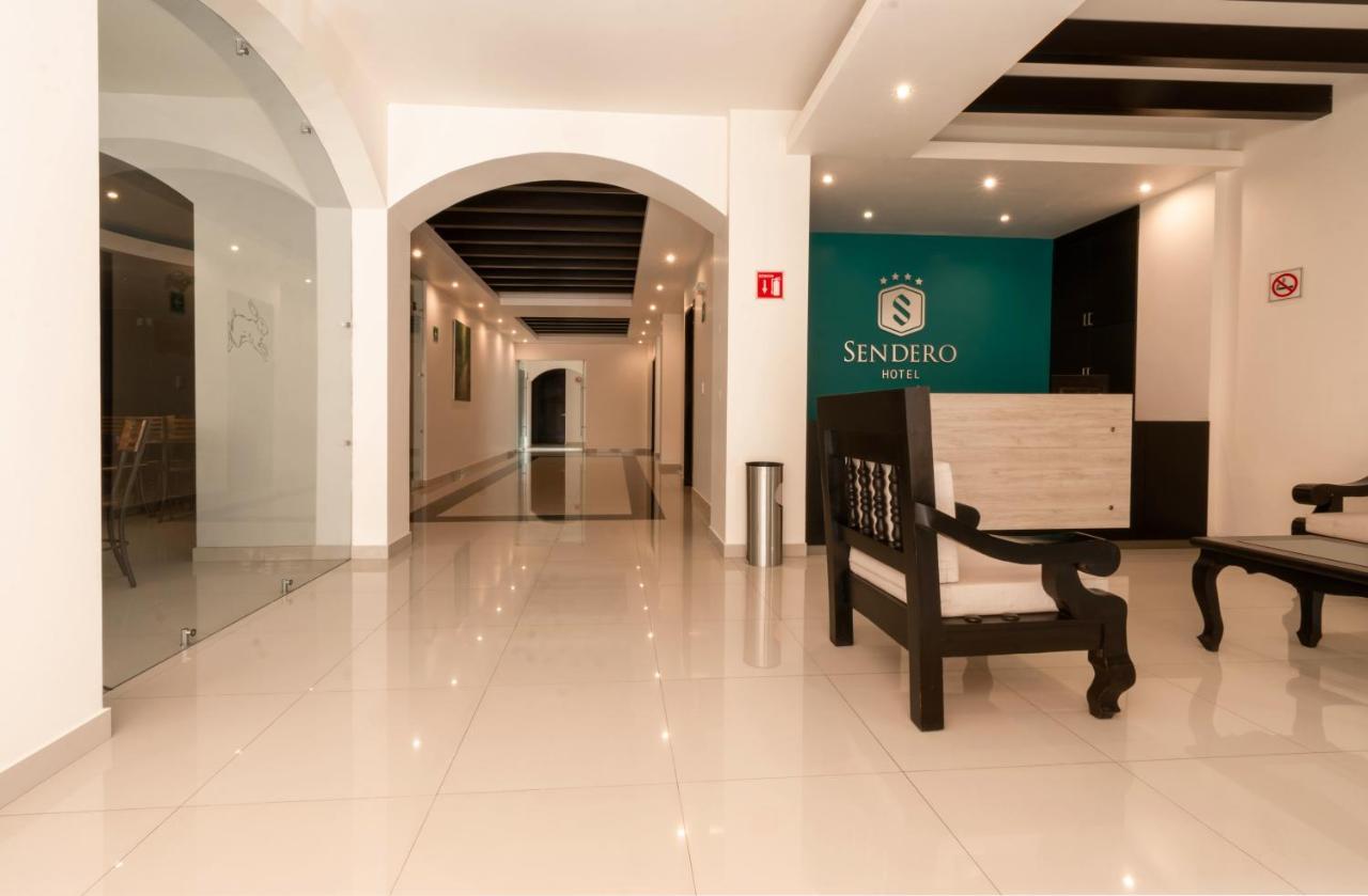 Sendero Hotel Actopan  Exterior photo